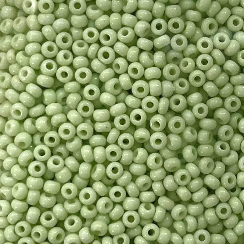 Preciosa Seed Beads 8/0 Rocailles-Round Hole 100 gr, 03254 Green 1 Dyed Chalkwhite