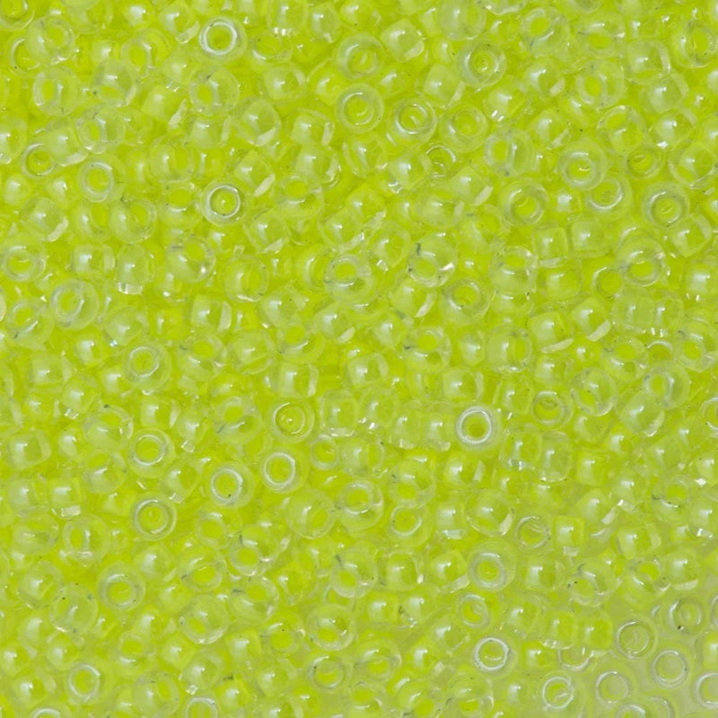 Miyuki Seed Beads 15/0, 1119 - Luminous Lime Aid, 10 Gr
