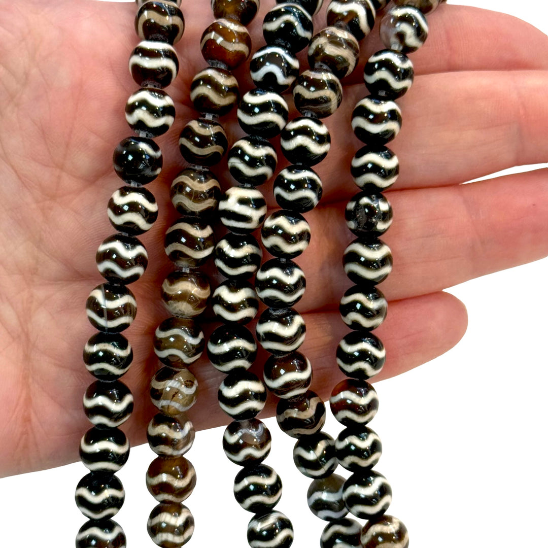 Tibetan Agate Dzi Beads – 8mm Faceted Round, Black &amp; White Wave Pattern, 48 Beads Strand