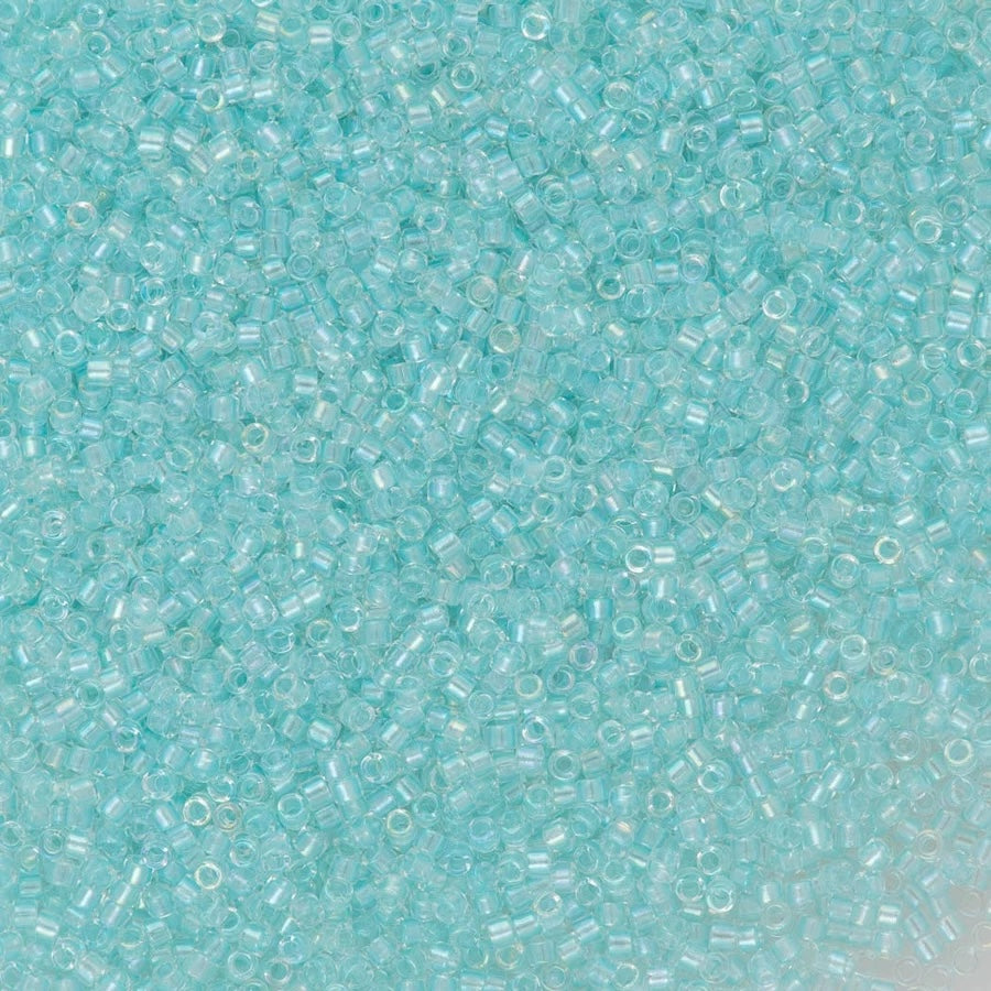 DB1672 - Pearl Lined Glacier Blue AB, Miyuki Delica 11/0