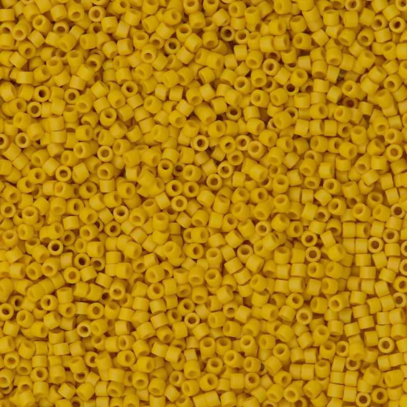 DB1582 Canari Opaque Mat, Miyuki Delica 11/0