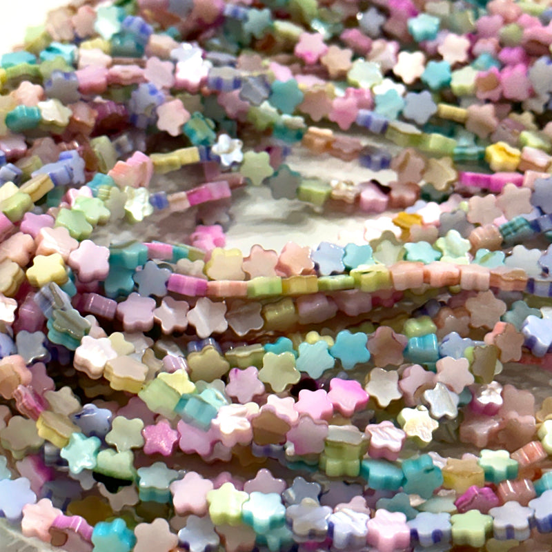 Perles en cœur de nacre de 6 mm, trous sur le côté, brin de 61 perles