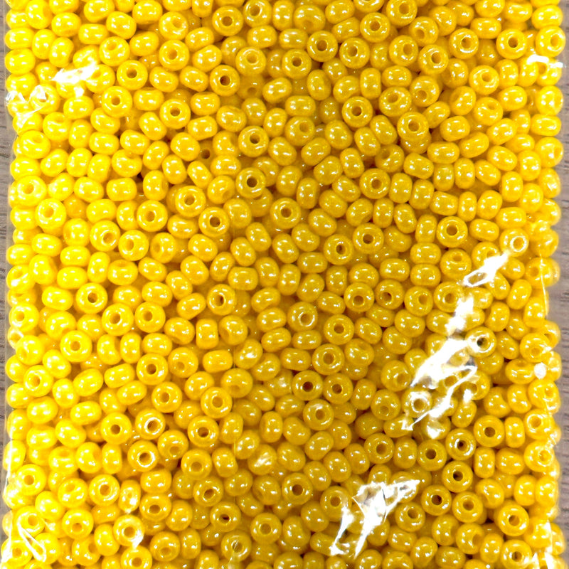 Preciosa  Seed Beads 6/0 Rocailles-Round Hole-100 Gr,88130 Opaque Yellow "Limon", Sfinx