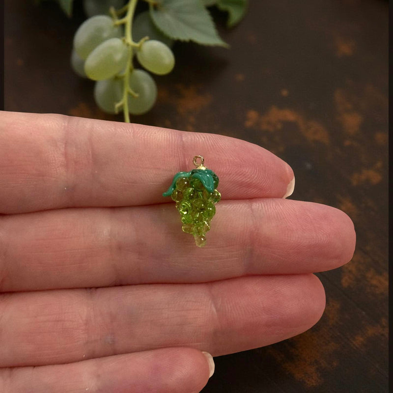 Hand Made Murano Glass Bunch of Grapes Charm With 24Kt Gold Plated Pin