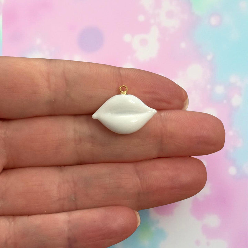 Hand Made Murano Glass Lip Charm with 24Kt Gold Plated Pin
