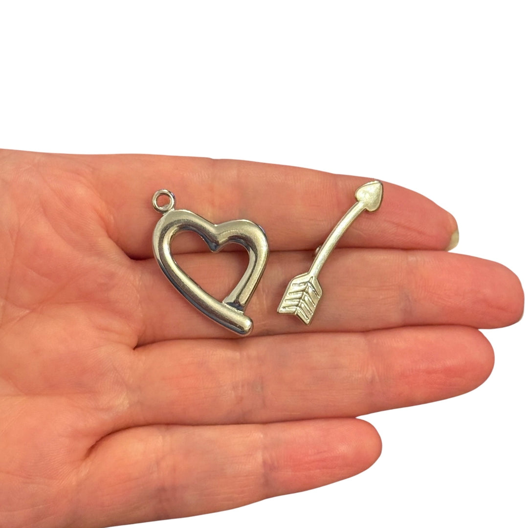 heart toggle clasp, arrow toggle, heart clasp, arrow clasp, pvd gold clasp, stainless clasp, 316l clasp, waterproof clasp, necklace clasp, bracelet clasp, valentine clasp, jewelry findings, jewellery supply