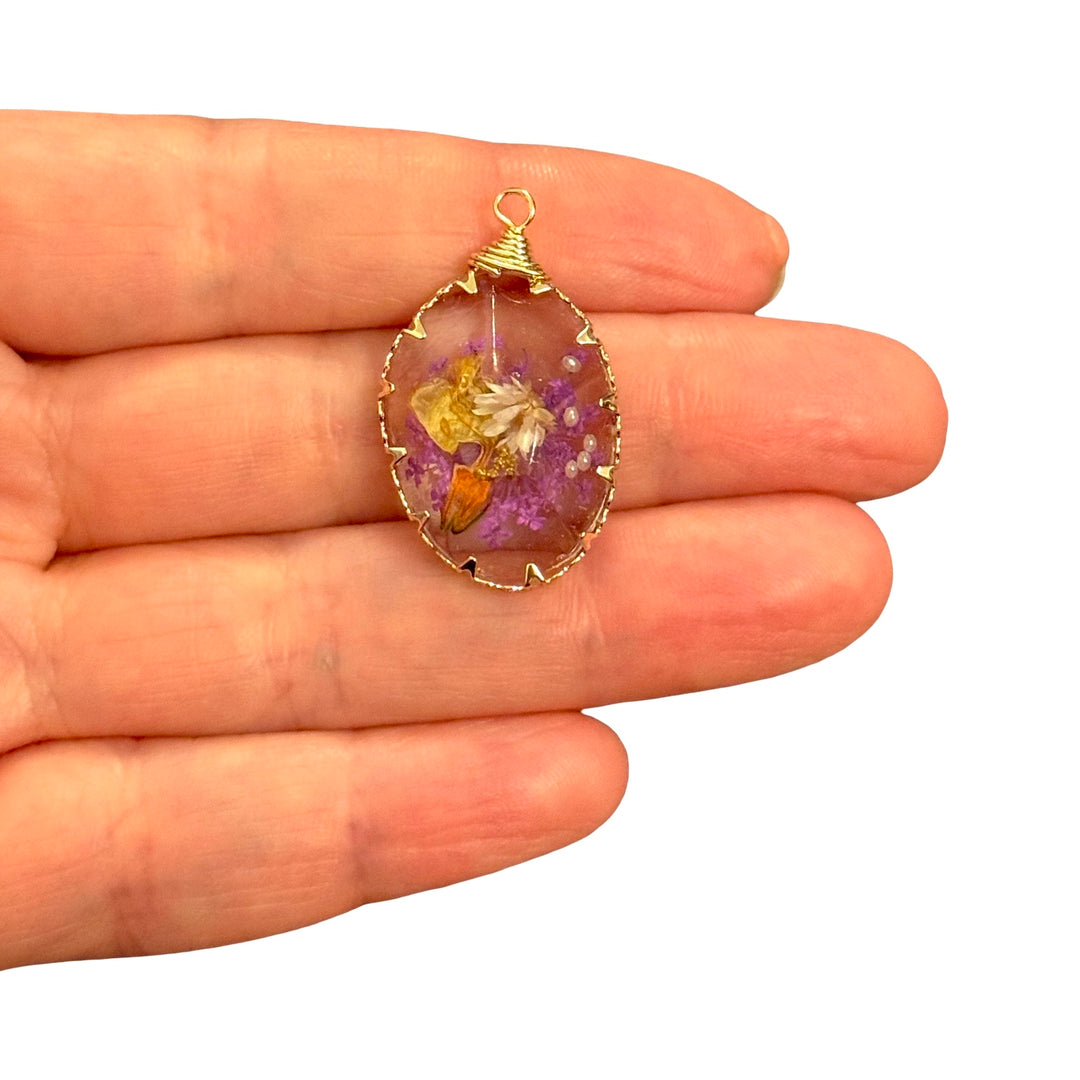 Real Dried Purple &amp; White Flowers 3D Resin Pendant, Gold Teardrop Botanical Charm, Handmade Dome Jewellery Making Pendant, 31x18mm