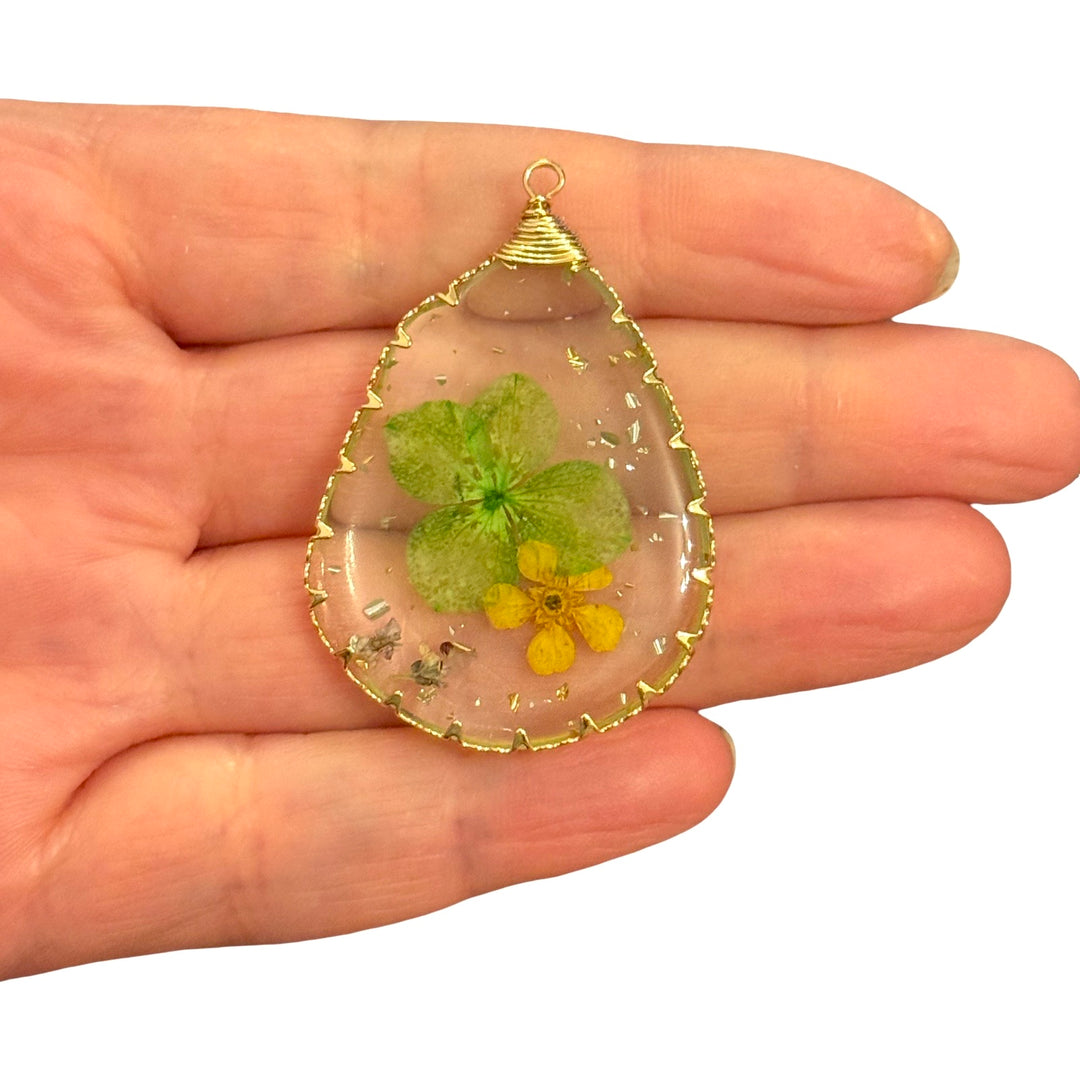 Real Dried Green &amp; Yellow Flowers Teardrop Epoxy Pendant, Gold Botanical Floral Charm, Handmade Nature Jewellery Pendant, 47x32mm