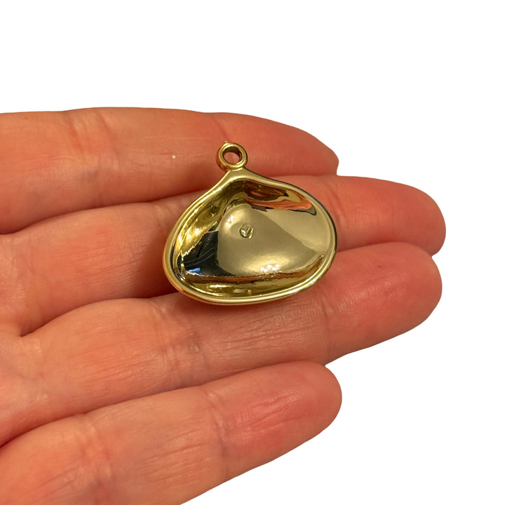 24Kt Gold Plated Scallop Shell Pendant, Realistic Sea Shell Charm, Natural Look Shell Pendant, Gold Back Charm 27mm
