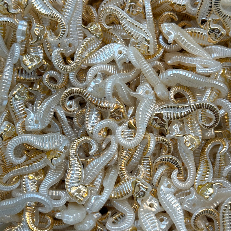 Pearl & Gold Acrylic Seahorse Beads – 27x11mm, 50g Pack (~105 pcs)