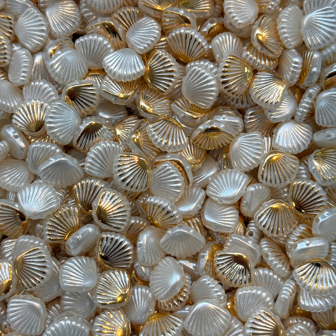 Mini Pearl &amp; Gold Vertical-Hole Scallop Shell Acrylic Beads – 50g Pack (~170 pcs)