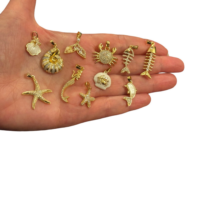 24Kt Gold Plated Clear CZ Crab Pendant – 22x22mm