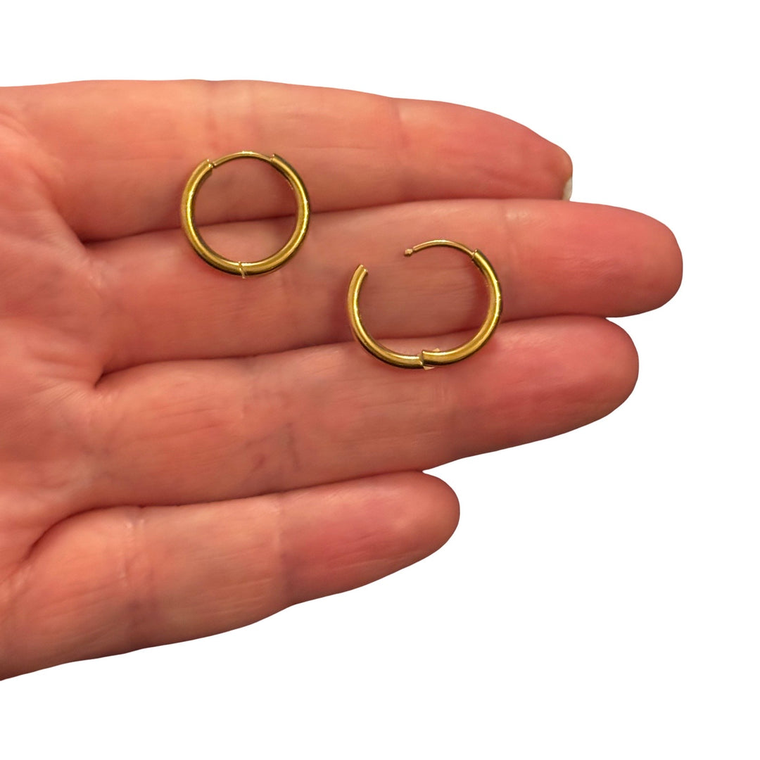 Waterproof 316L Stainless Steel PVD Gold Plated 16mm Huggie Hoop Earrings – Classic Round Huggies, Tarnish Resistant, Sold as Pair