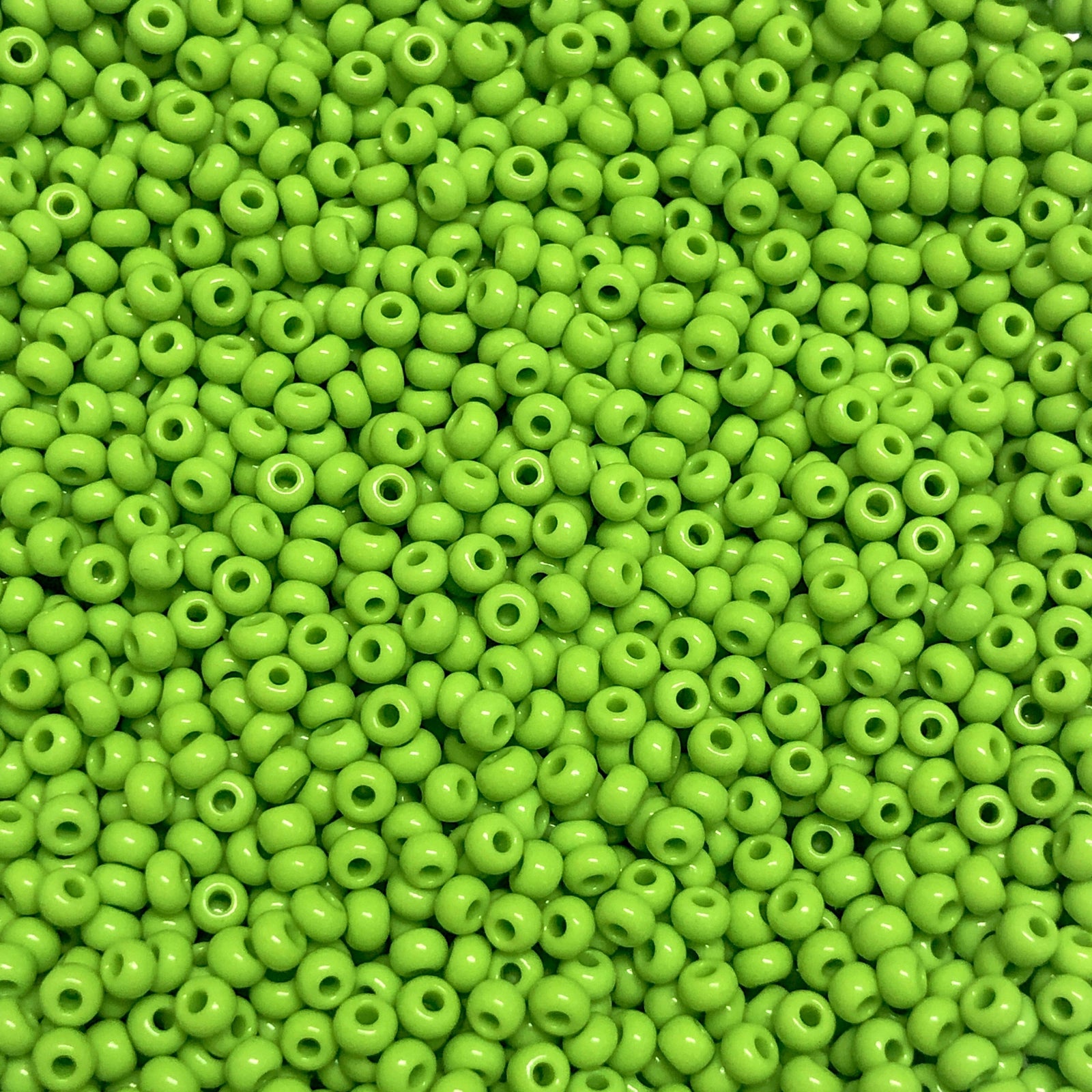 Preciosa Seed Beads 6/0 Rocailles-Round Hole-100 Gr,53310 Opaque Light Green