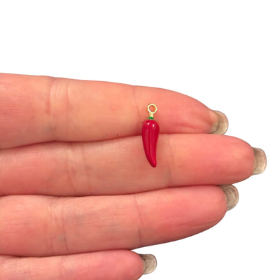 3D Chilli Pepper Charm – Red Enamel & Gold-Plated Pendant