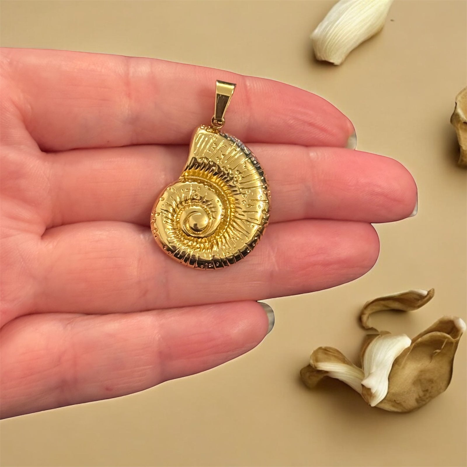 Waterproof 24Kt Gold Plated Stainless Steel Spiral Shell Pendant