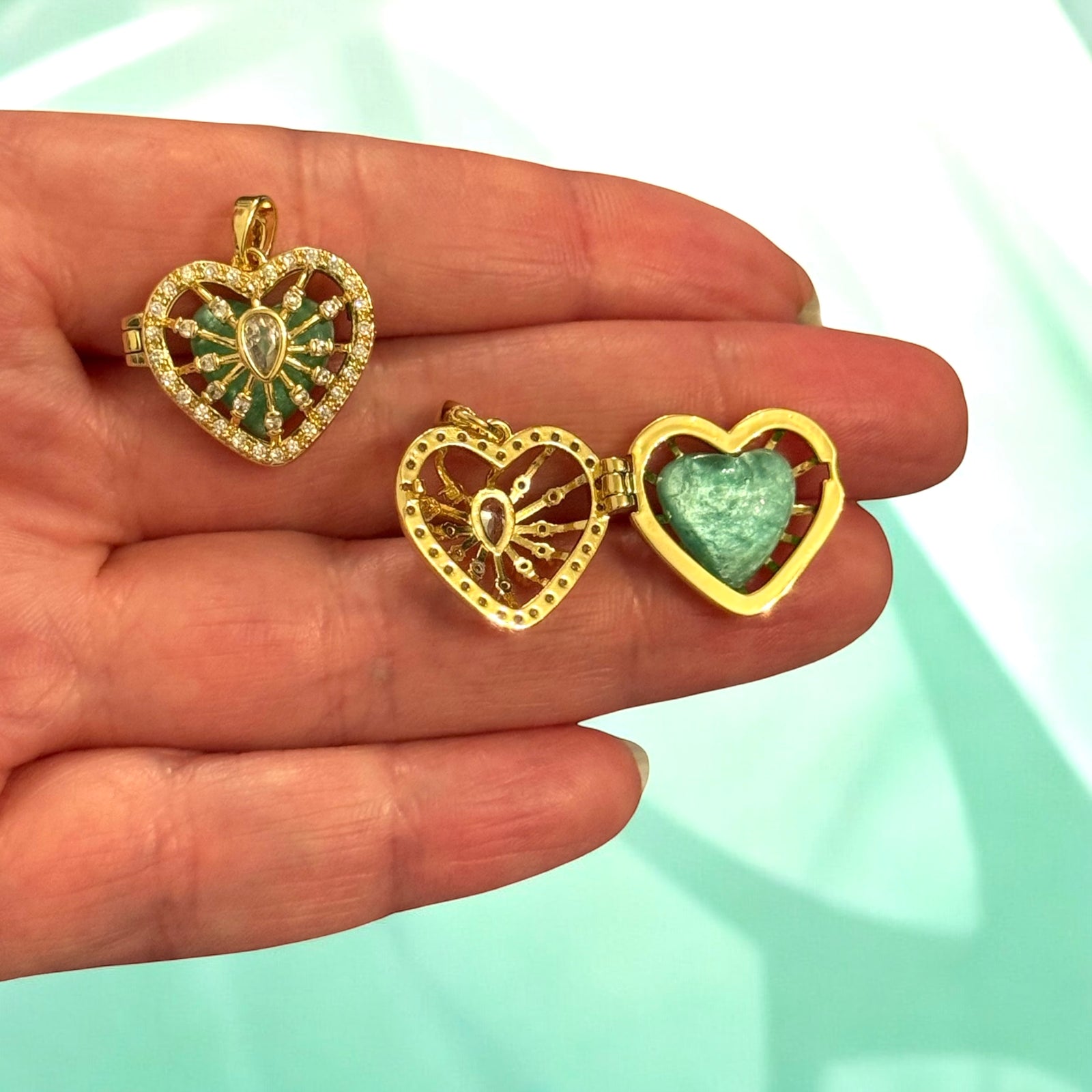 Heartburst Hinged Locket Charm – Gold-Plated Heart Pendant with CZ (24×20mm)