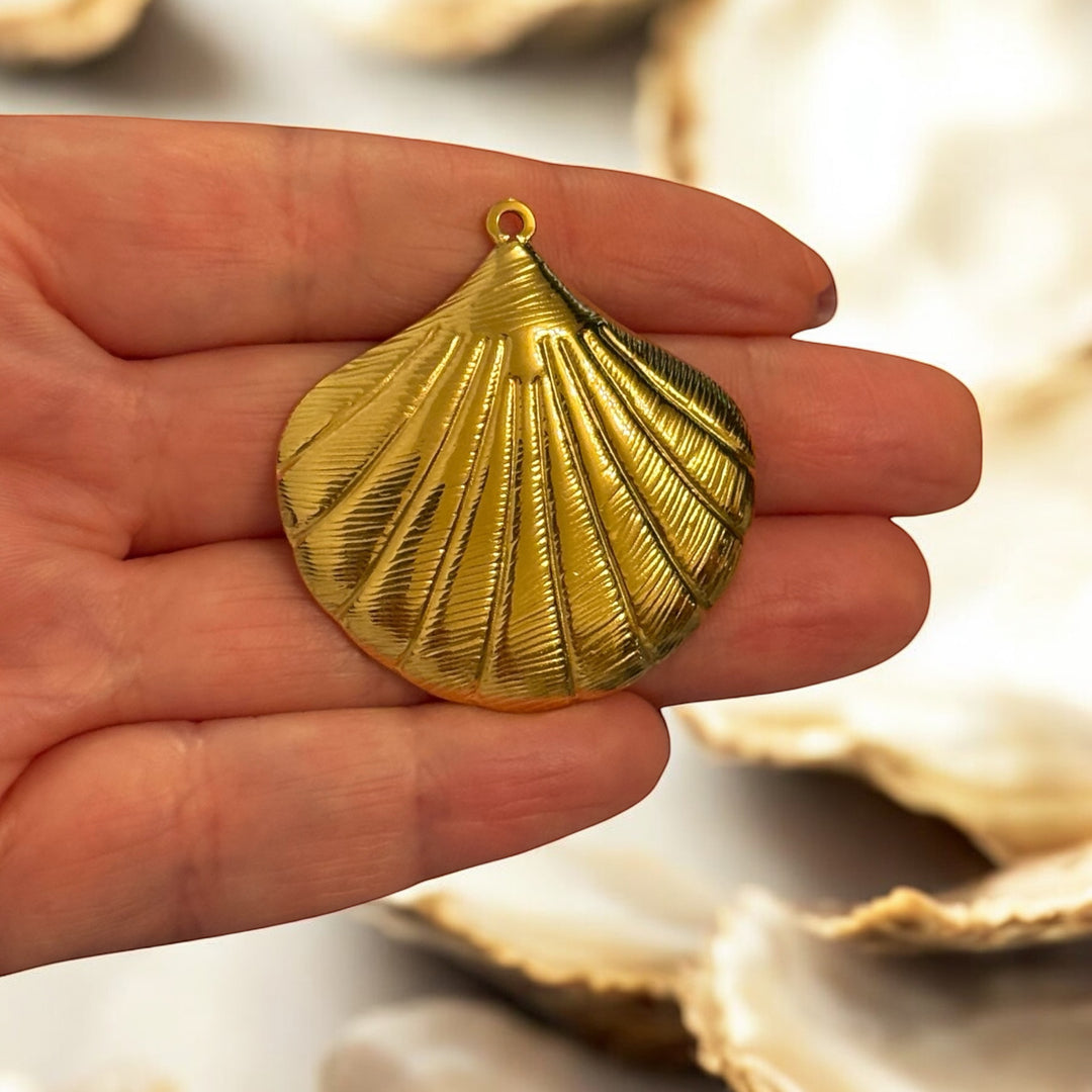 Waterproof 24K Gold Plated 316L Stainless Steel Scallop Shell Charm – Large