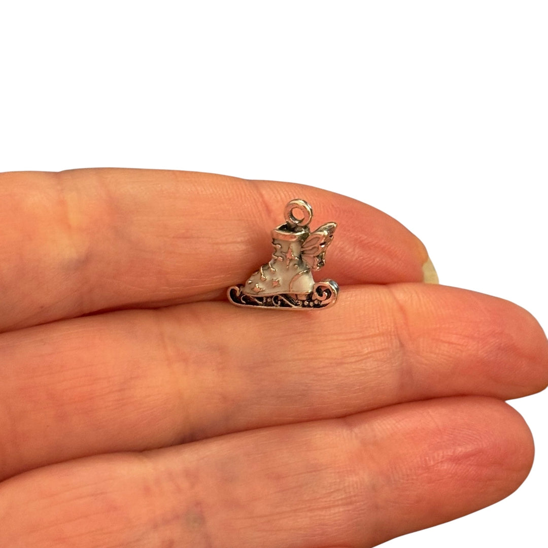 Winged Ice Skate Charm – White Enamel Skating Boot Pendant❄️ 