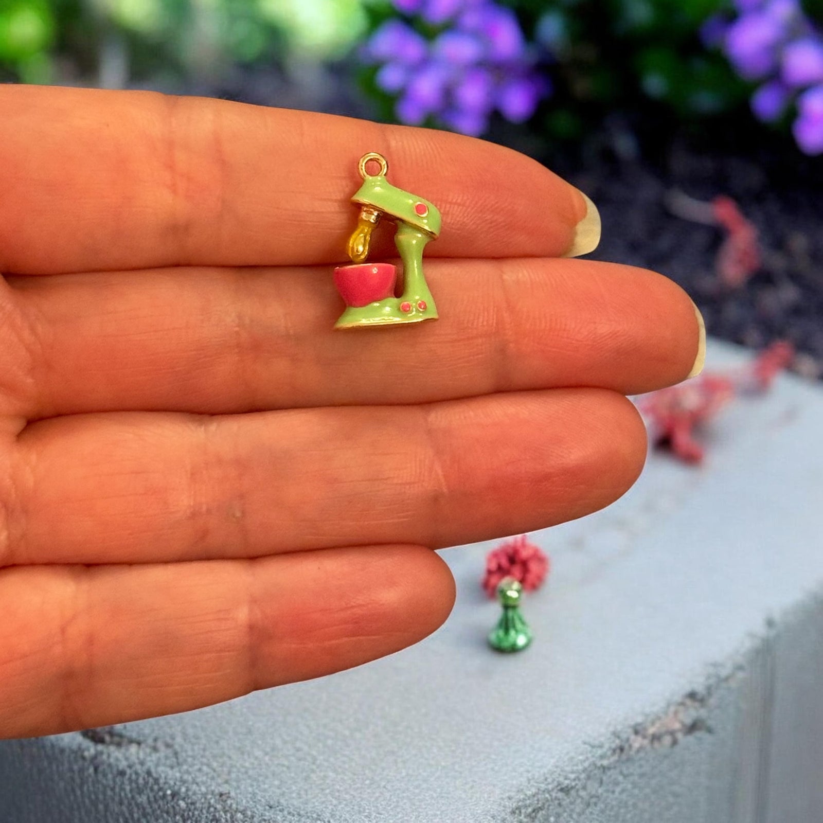 Retro Stand Mixer Charm, Baking Mixer Enamel Pendant