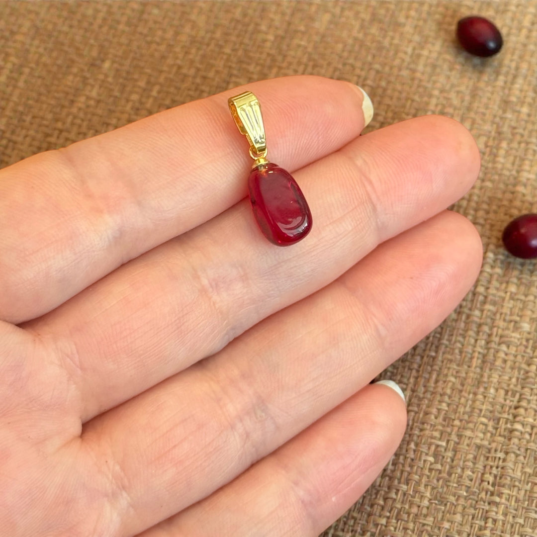 Handmade Murano Glass Pomegranate Seed Charm – Lampwork Red Seed Pendant, Tiny Fruit Jewellery Charm, Glass Seed Bead