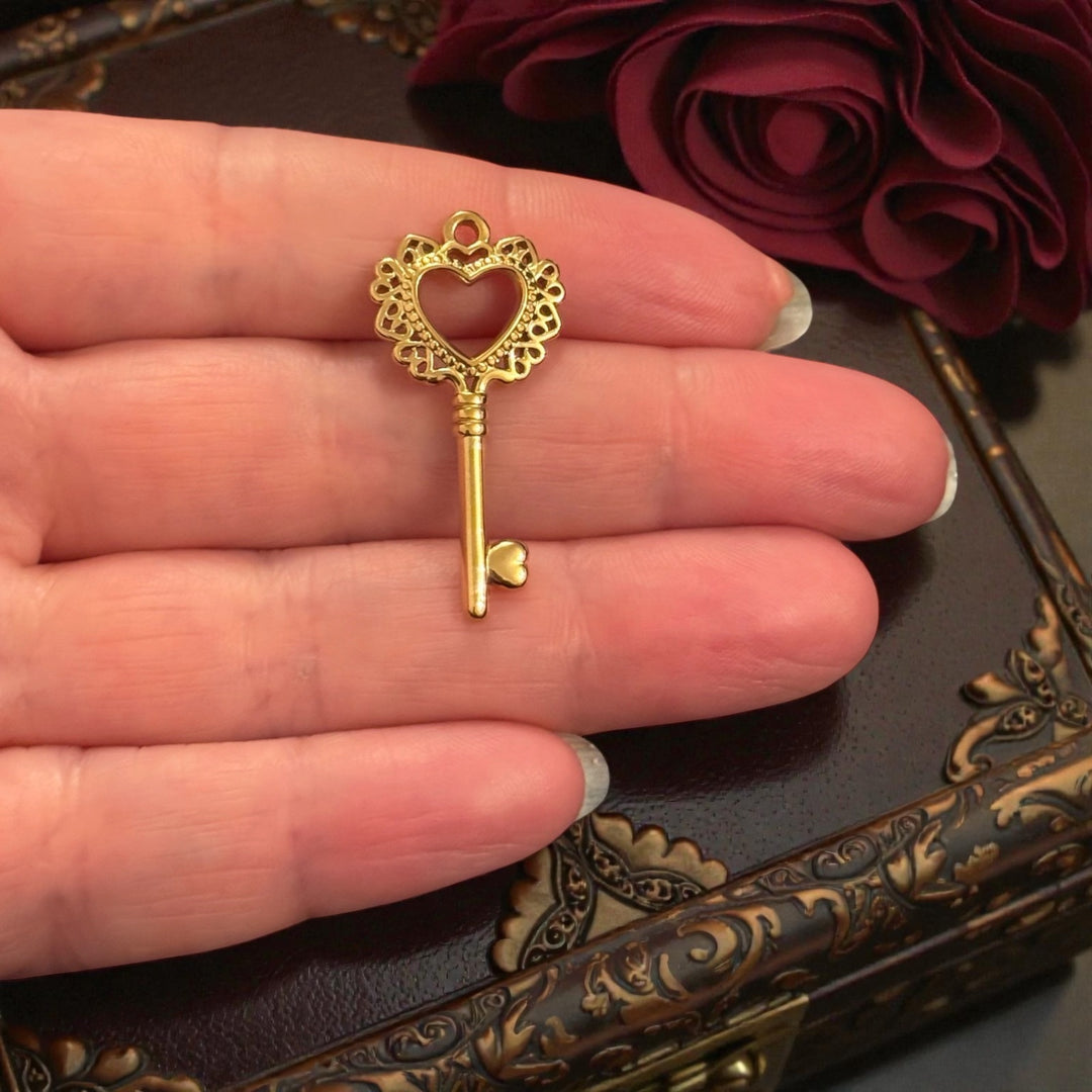 Waterproof Stainless Steel PVD Gold Plated Heart Key Charm – Romantic Skeleton Key Pendant, Tarnish Resistant Jewellery Charm