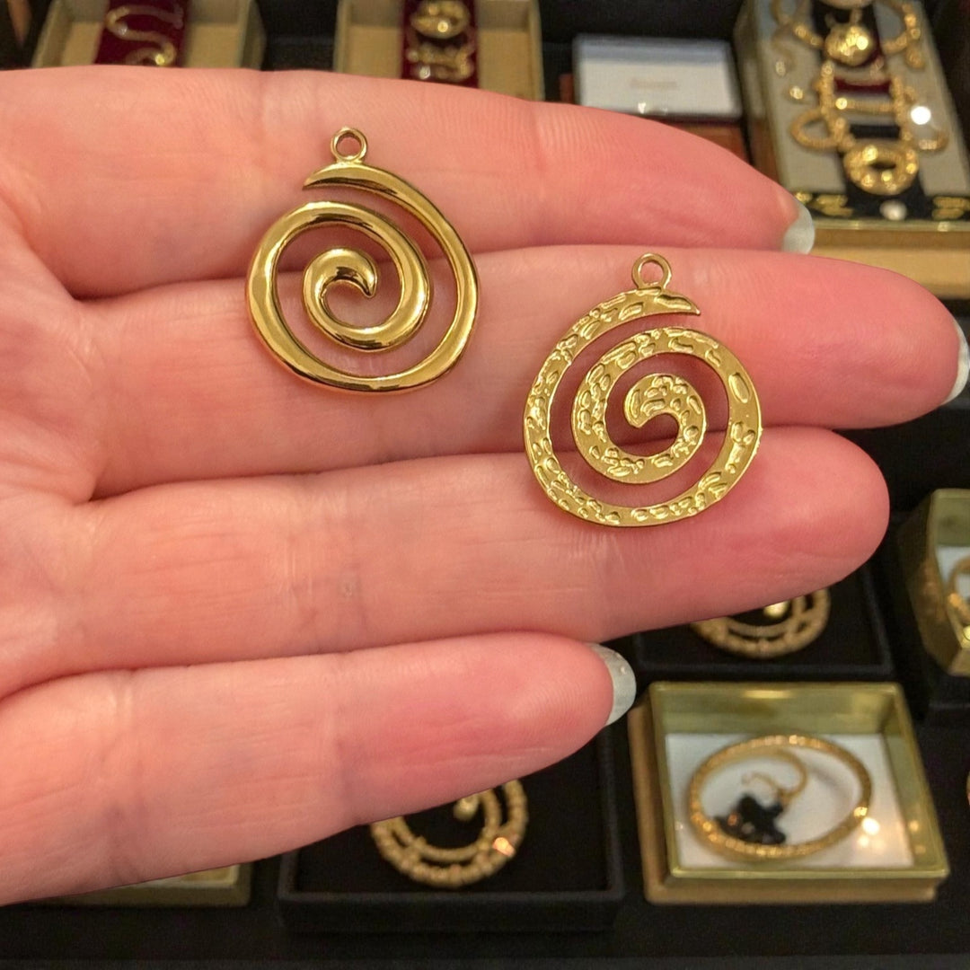 Waterproof Stainless Steel PVD Gold Plated Spiral Charm – Abstract Swirl Pendant, Tarnish Resistant Minimalist Charm
