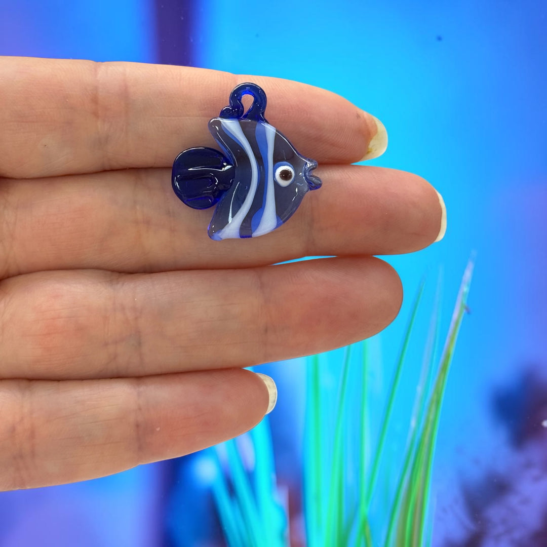 Handmade Murano Glass Tropical Fish Charm – Deep Ocean Blue, 28×30mm