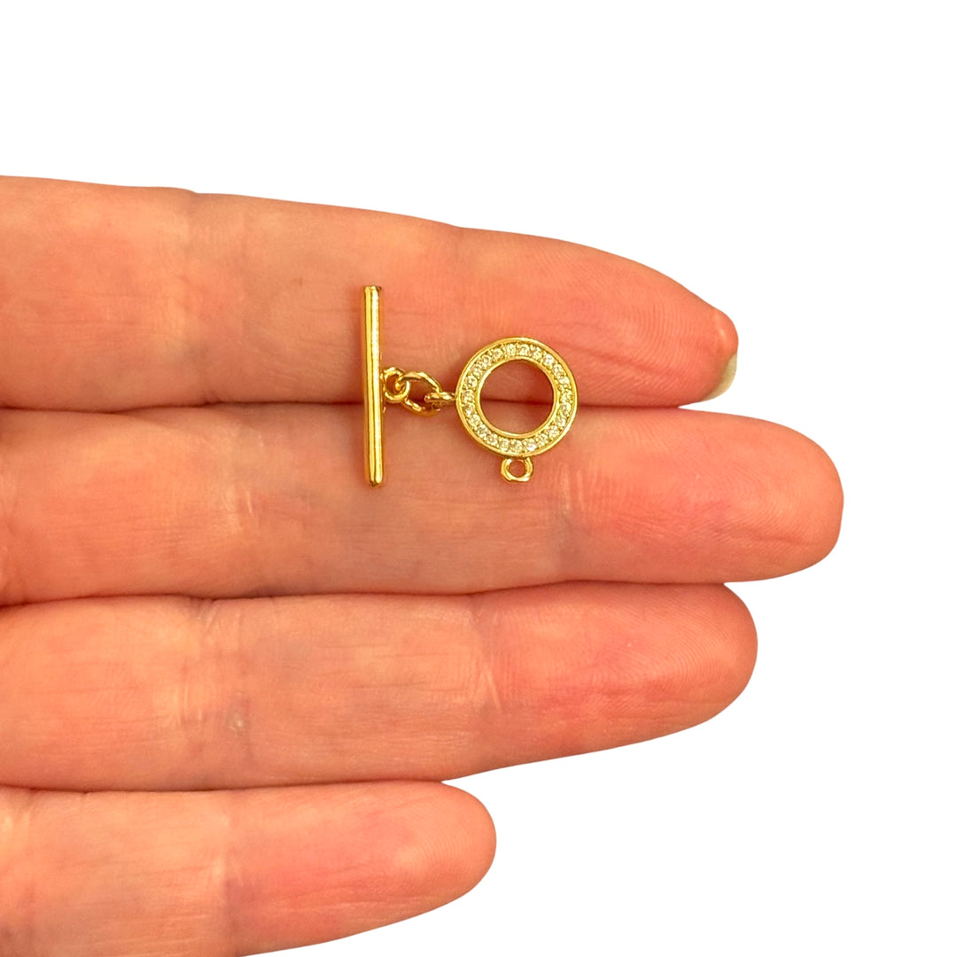 Breloque Père Noël, micro pavé de CZ plaqué or et émaillé et bélière en or Ruby CZ