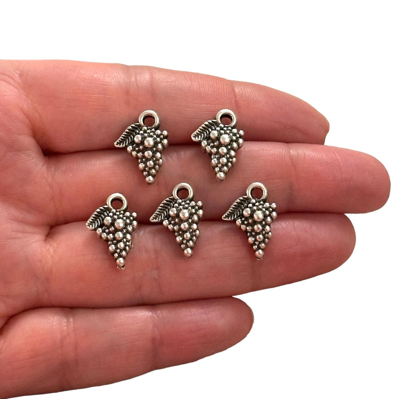 Antique Silver Plated Bunch of Grapes Charms, Silver Wine Lover Charms, 5 pcs in a pack