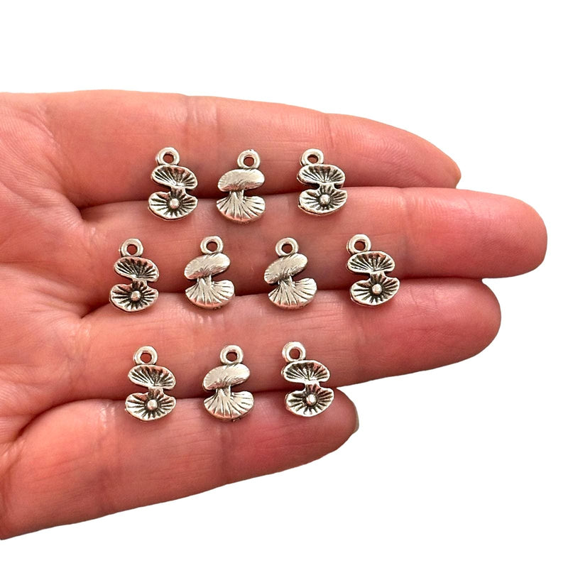 Antique Silver Plated Oyster Charms, Silver Under the Sea Charms, 10 pcs in a pack