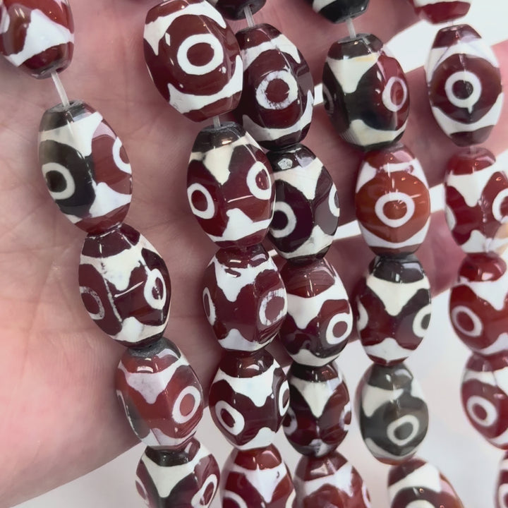 Tibetan Style Red &amp; White Carnelian Agate Dzi Eye Beads – Oval 18x12mm – Sold in Packs of 5