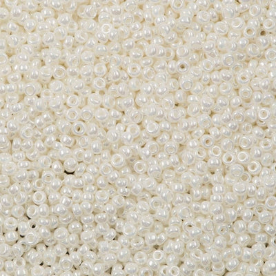 Miyuki Seed Beads 8/0   Ivory Pearl Ceylon, 0591 £2.5