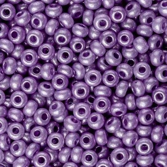 Preciosa Seed Beads 6/0 Rocailles-Round Hole 100 gr, 17728 Violet Metallic Dyed Alabaster
