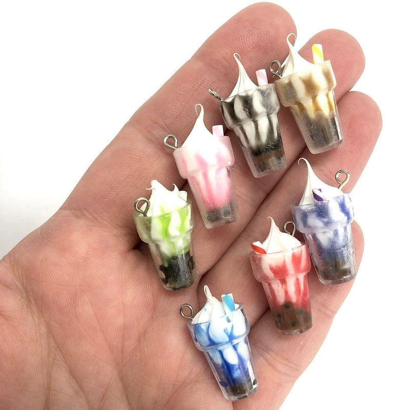 Ice Cream Soft Serve Cup Charms, 3 pièces dans un paquet