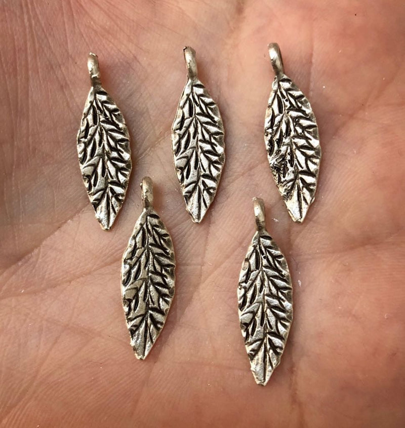 Antique Silver Plated Tiny Leaf Charms, 5 pieces in a pack