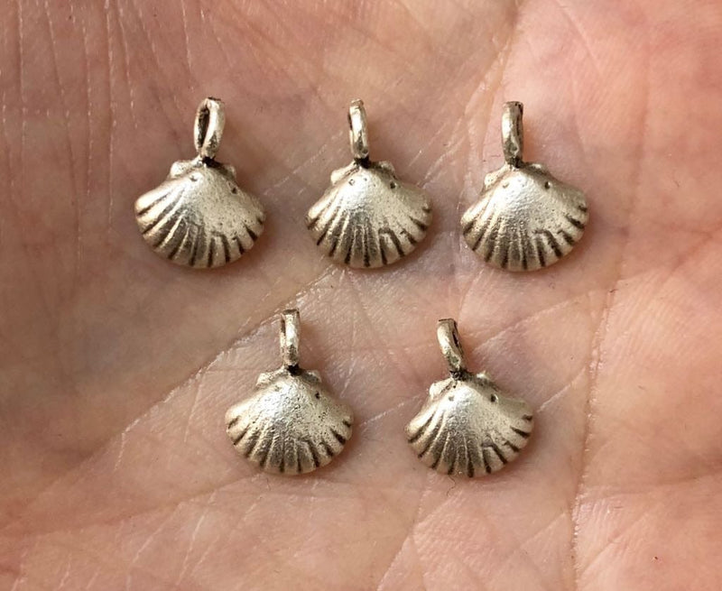 Antique Silver Plated Oyster Charms,10 pieces in a pack