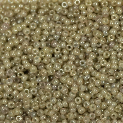 Miyuki Seed Beads 15/0, 2374 - Celery, 10 Gr Pack £2.9