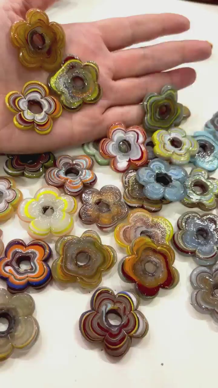 Artisan Handmade Chunky Marbled Glass Flower Beads, Size Between 35 - 40mm, 5 pcs in a pack