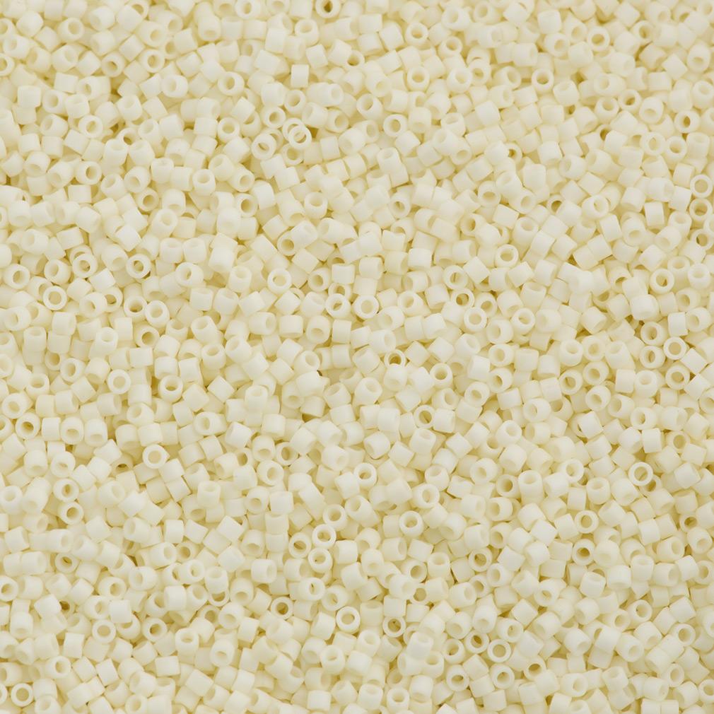 DB0352 Matte Opaque Cream, Miyuki Delica 11/0