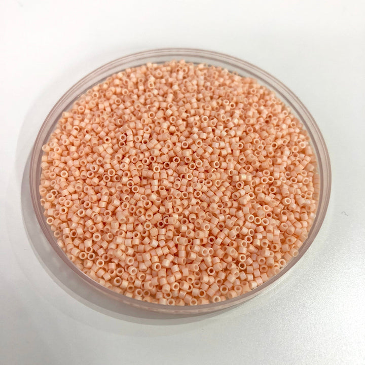 DB1522 Matte Opaque Lt. Peach AB, Miyuki Delica 11/0