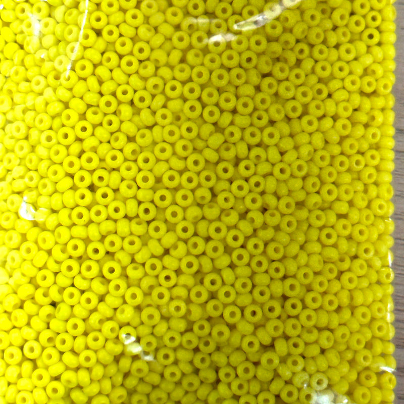 Preciosa Seed Beads 8/0 Rocailles-Round Hole-100 Gr,16A86 Yellow Intensive Dyed Chalkwhite