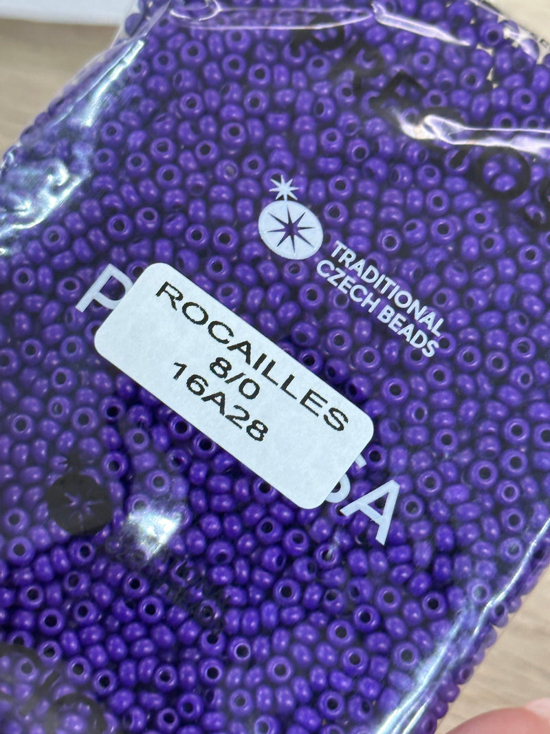 Preciosa Rocailles-Perlen 8/0, rundes Loch, 100 g, 16A28 Violett, intensiv gefärbt, Kreideweiß