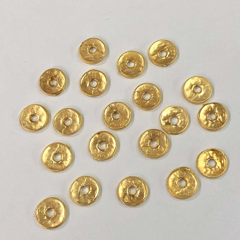 24 Karat glänzend vergoldete 10-mm-Münzen-Anhänger aus Messing, 10 Stück in einer Packung