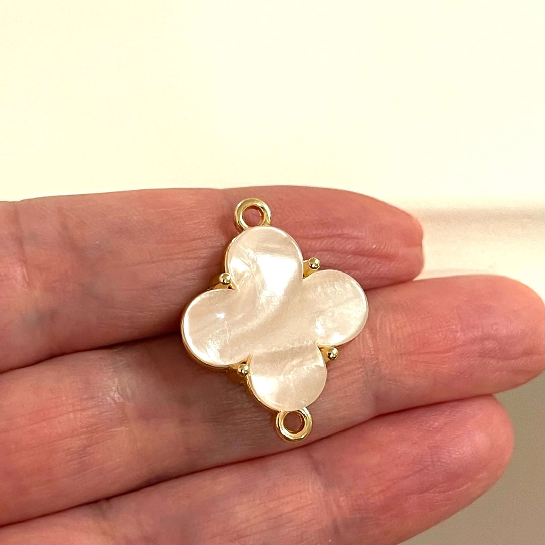 24Kt Gold Plated Brass&amp;Hand Made Resin Ivory Clover Double Loop Connector Charm