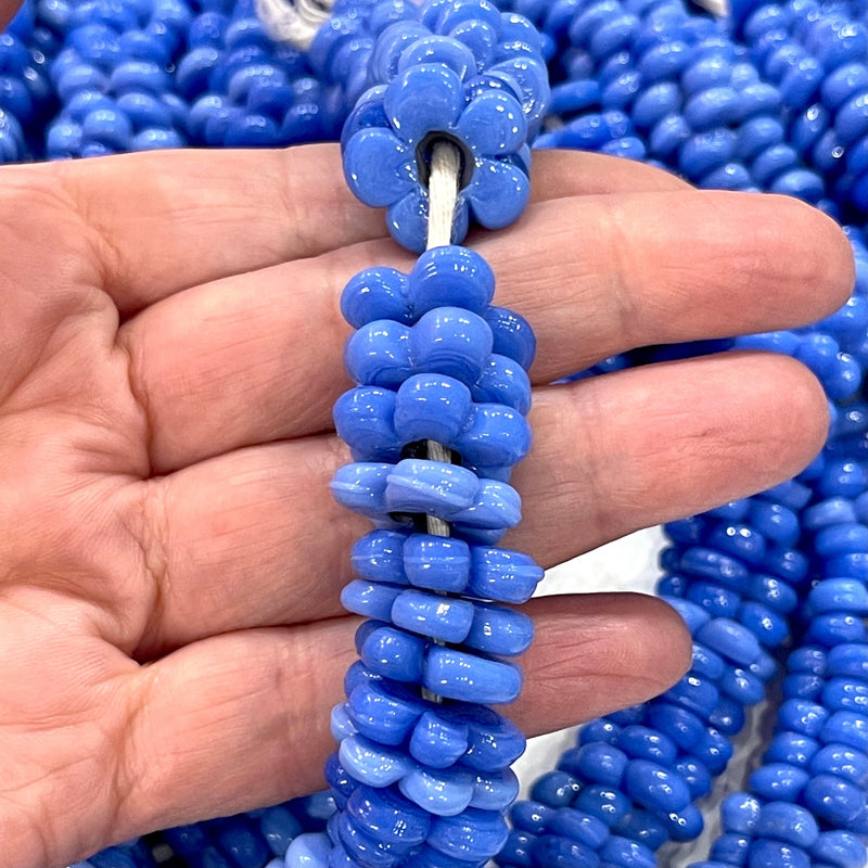 Fait à la main en verre de Murano grand trou perles de fleur bleue agate foncée, 10 perles dans un paquet