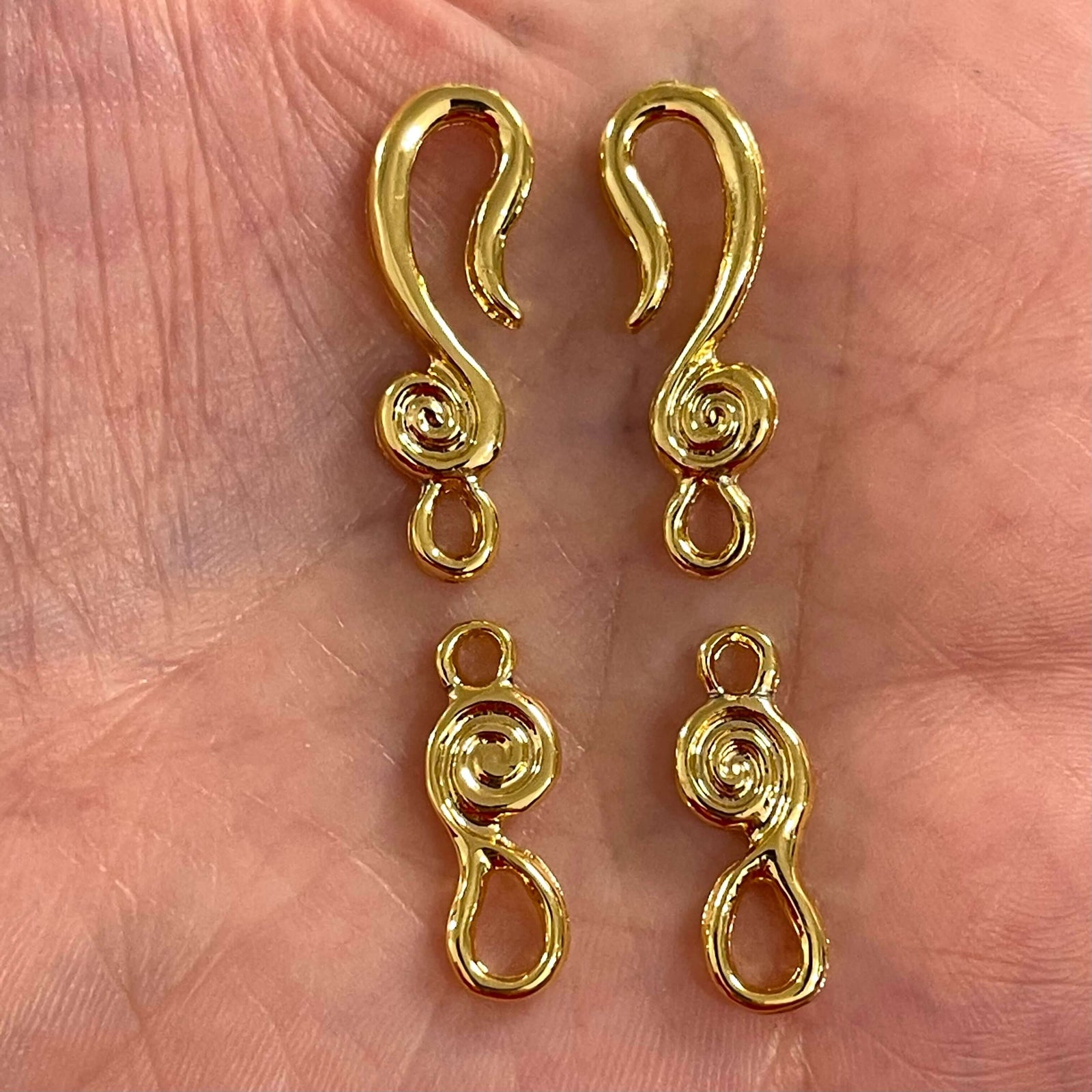 2 Sets 24Kt Shiny Gold Plated Toggle Clasp,