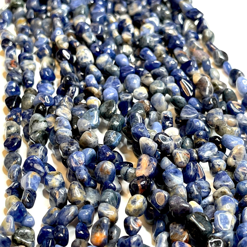 Echte natürliche Sodalith-Edelsteinnuggets, 54 Perlen