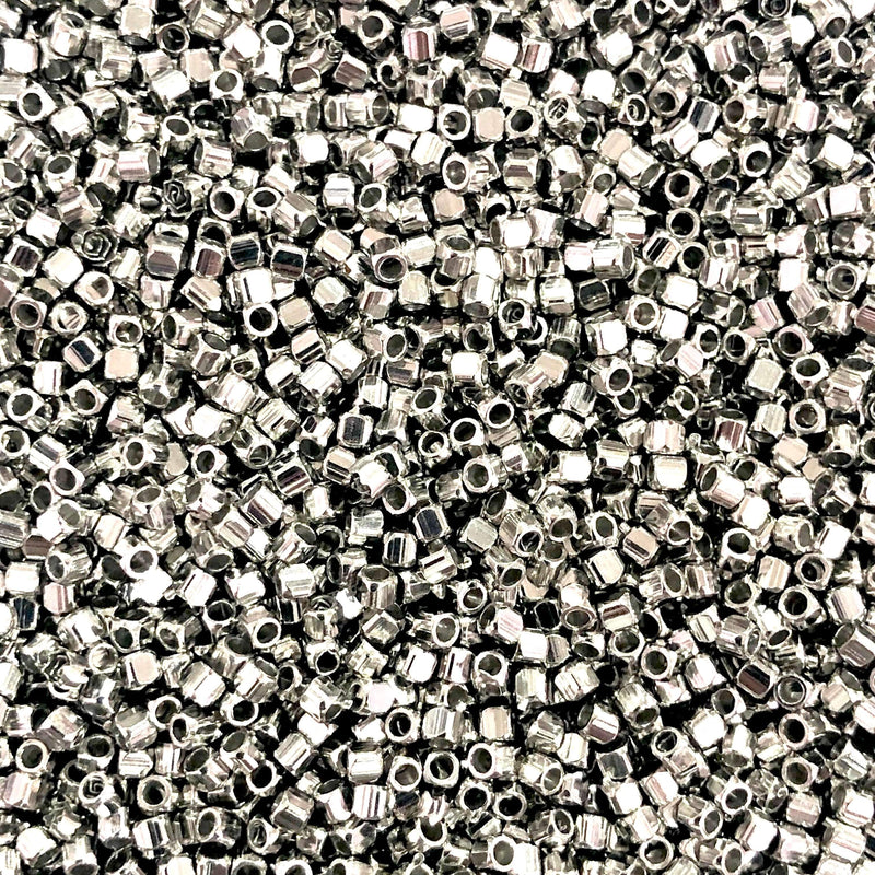 Cubes 2mm Plaqué Rhodium - Perles Intercalaires - 50 Pièces dans un pack