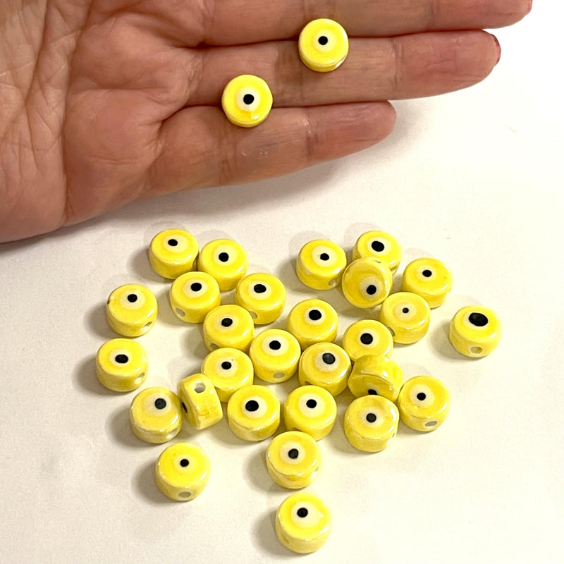 Handgemachte gelbe flache runde Evil Eye doppelseitige Charms aus Keramik, 5 Stück in einer Packung